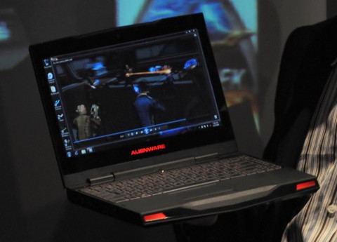 Alienware M11x 2 Kilo Notebook Fur Spiele Mit Doppelgrafik Golem De