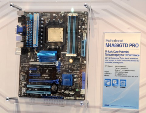 890GX-Board von Asus mit '140 Watt CPU support'