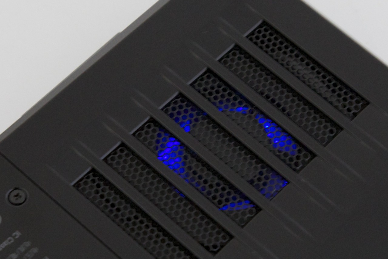 Auch der Lüfter muss leuchten.