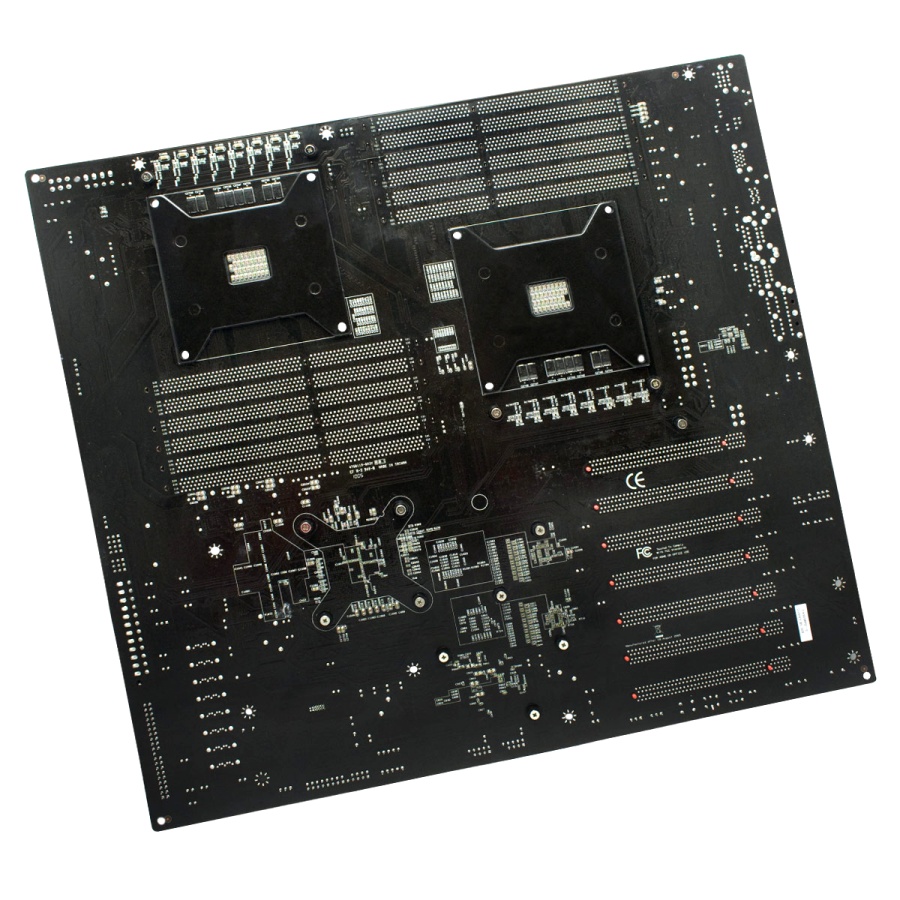 Rückseite des Mainboard-Monsters