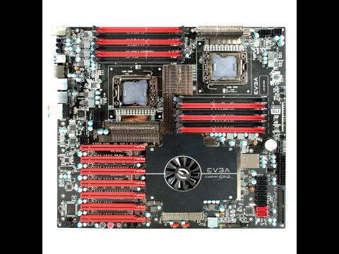 Zwei Sockel f&uuml;r Xeons und sieben x16-Slots