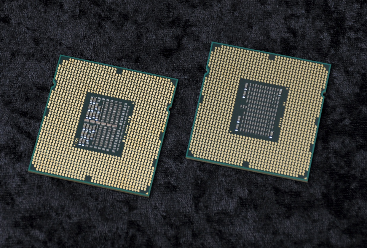 Noch mehr Pull-up-Widerstände beim 980X (rechts)