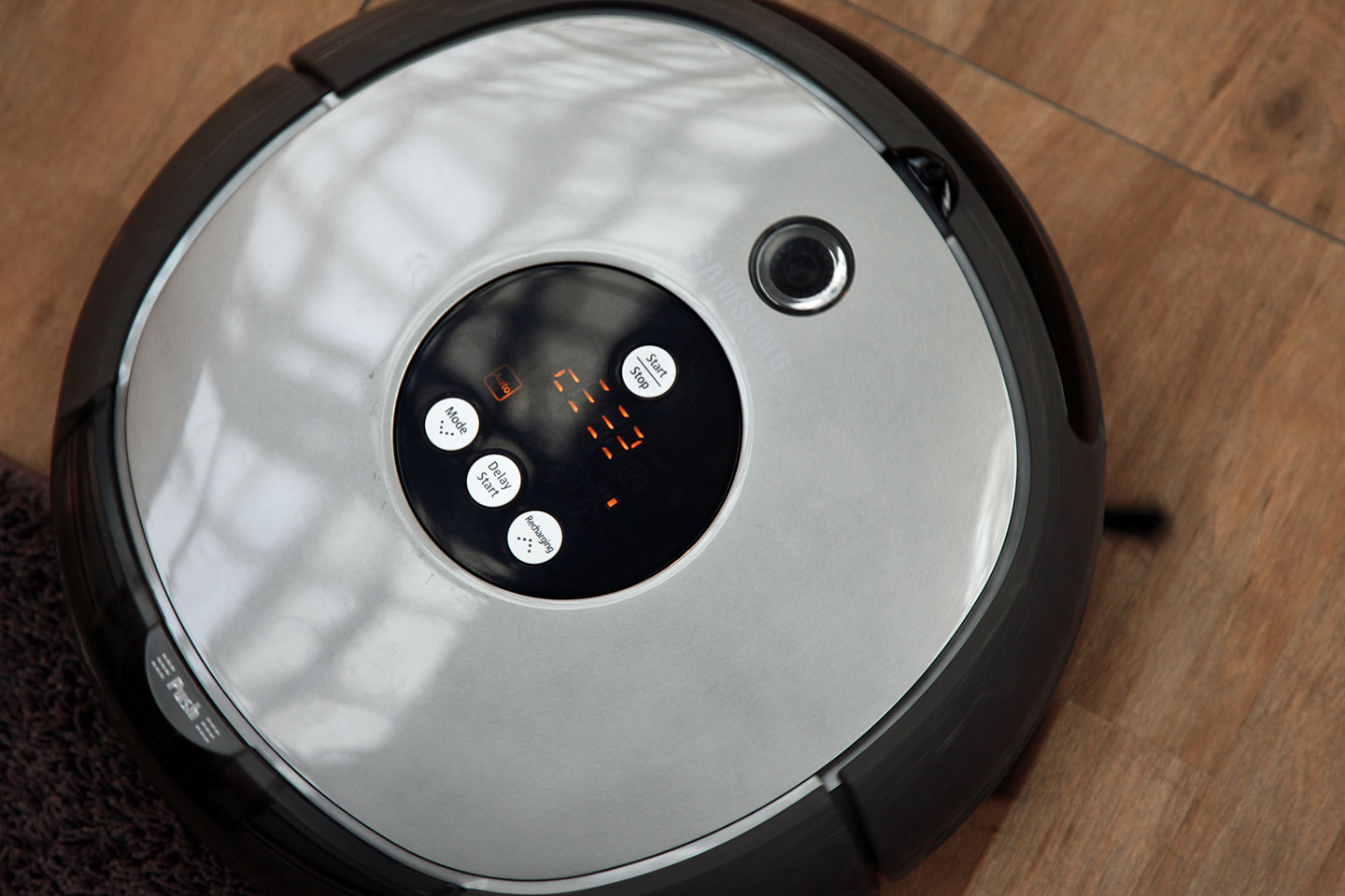 Samsung Navibot - noch nicht angekündigtes Einsteigermodell auf einer Samsung-Roadshow im März 2010