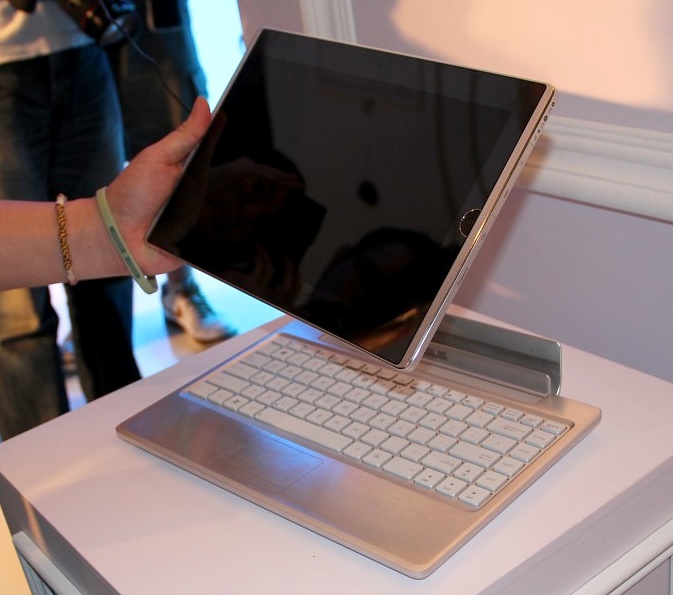 Das Eee Pad EP121 im Tablet-Modus