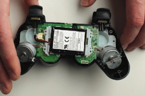 Modifikation eines PS3-Controllers mit Intensafire-Chip