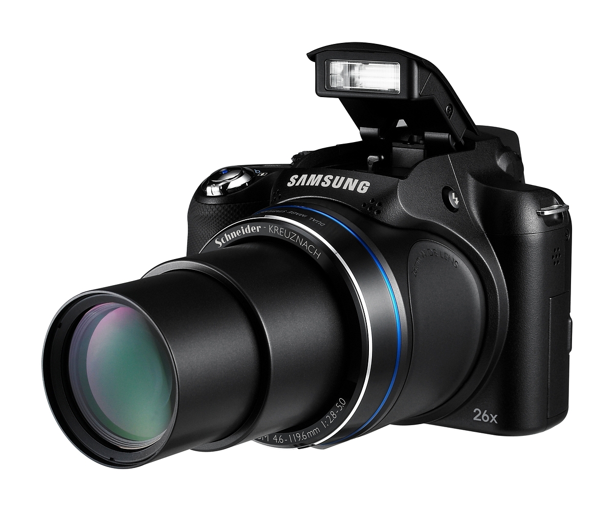 Die WB5500 ist eine Bridgekamera... (Foto: Samsung)
