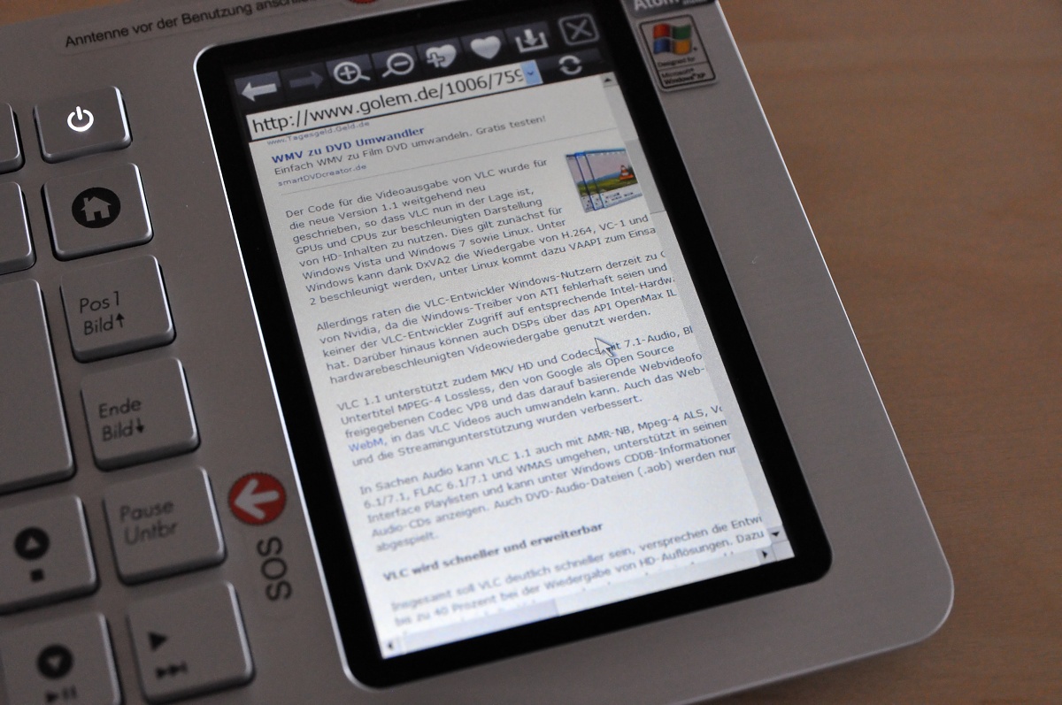 Das kleine Display reicht für kurze Texte völlig aus.