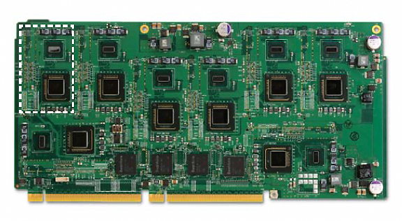 Einzelnes Board mit acht Atoms, oben links eine der CPU-/Chipsatzeinheiten