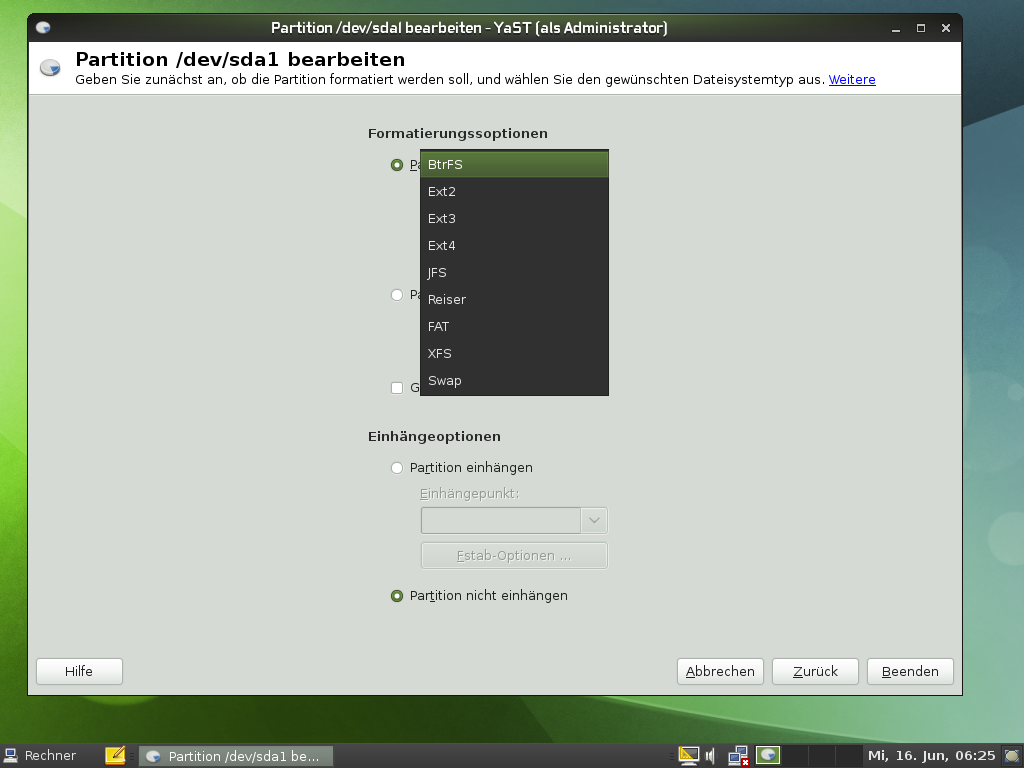 Das grafische Partitionswerkzeug bietet auch die herkömmlichen Dateisysteme als Alternative.