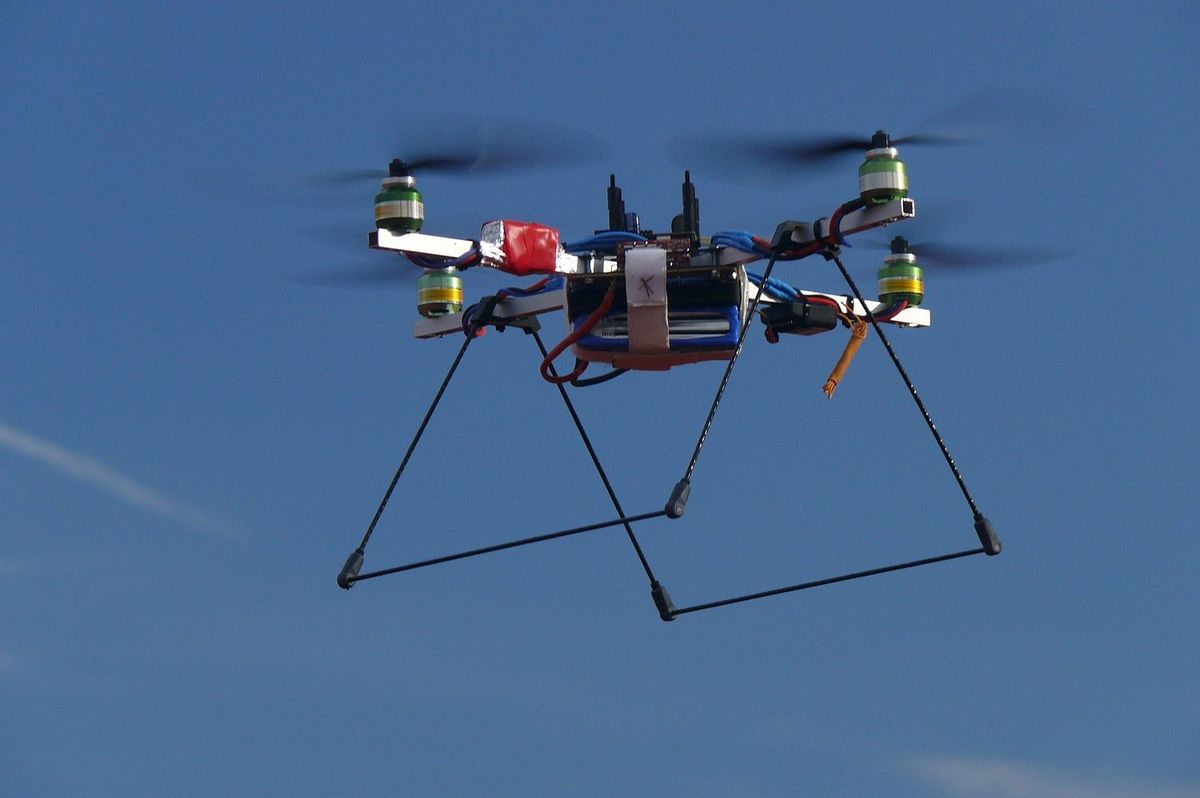 Prototyp des Quadrocopters (Foto: TU Ilmenau)