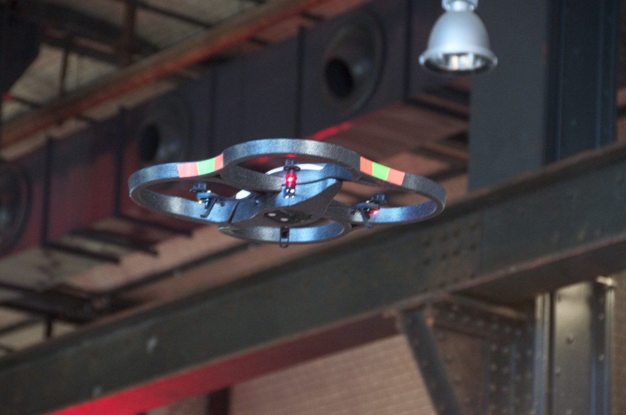 Positions-LEDs zeigen an, in welche Richtung der Quadrocopter schaut.