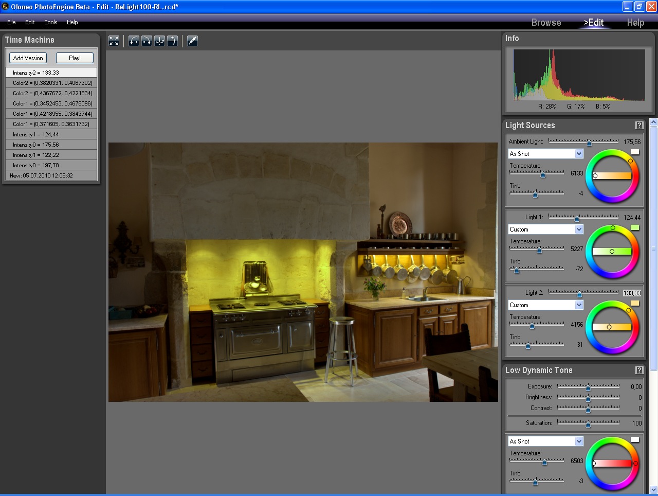 Oloneo PhotoEngine - Re-Lightfunktion. Der Bildeindruck ist...
