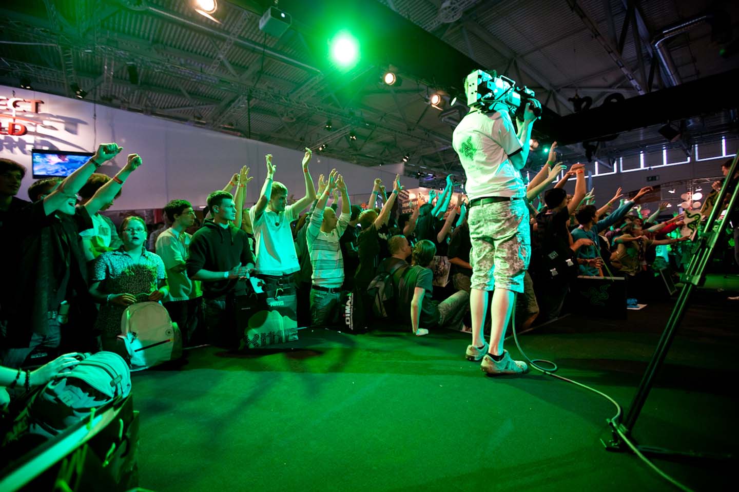 Wer im Entertainmentbereich unterwegs war, der kam an solchen Szenen nicht vorbei. (Foto: Maximilian Knop)