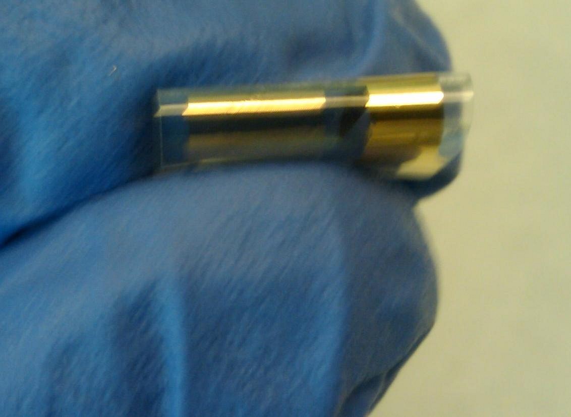 Die Sensoren können zusammengerollt werden. (Foto: Hu Tao, Tufts University) 
