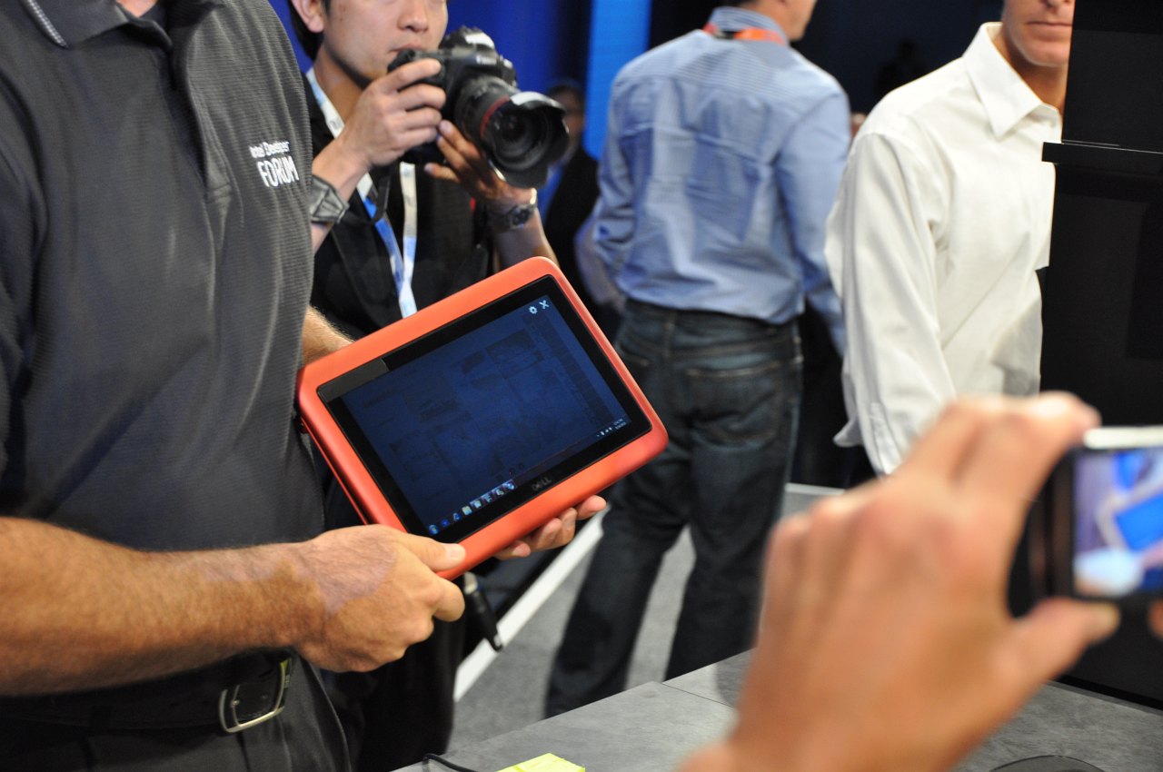 ... und der Touchscreen für die Couch