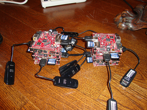 Beowulf Cluster R auf zehn Beagleboards