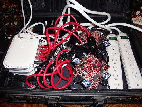 Beowulf Cluster R auf zehn Beagleboards
