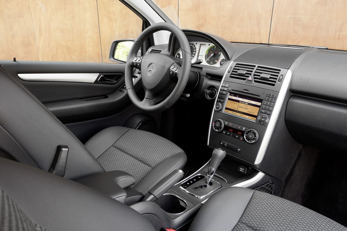 Der Innenraum ist mit dem der herkömmlichen Ausführung vergleichbar. (Foto: Daimler)