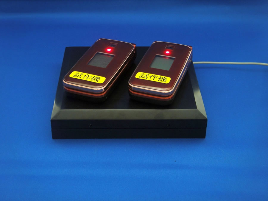Prototyp des drahtlosen Ladegerätes (Foto: Fujitsu)