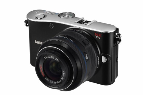 Samsung NX100 