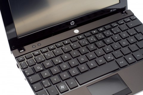 Die Tastatur ist spritzwassergesch&uuml;tzt und zum Tippen l&auml;ngerer Texte gut geeignet.