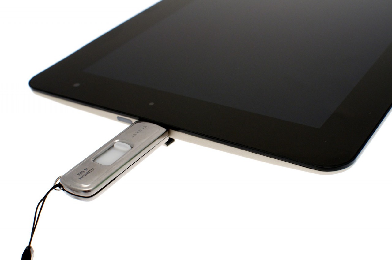 Joojoo mit USB-Stick