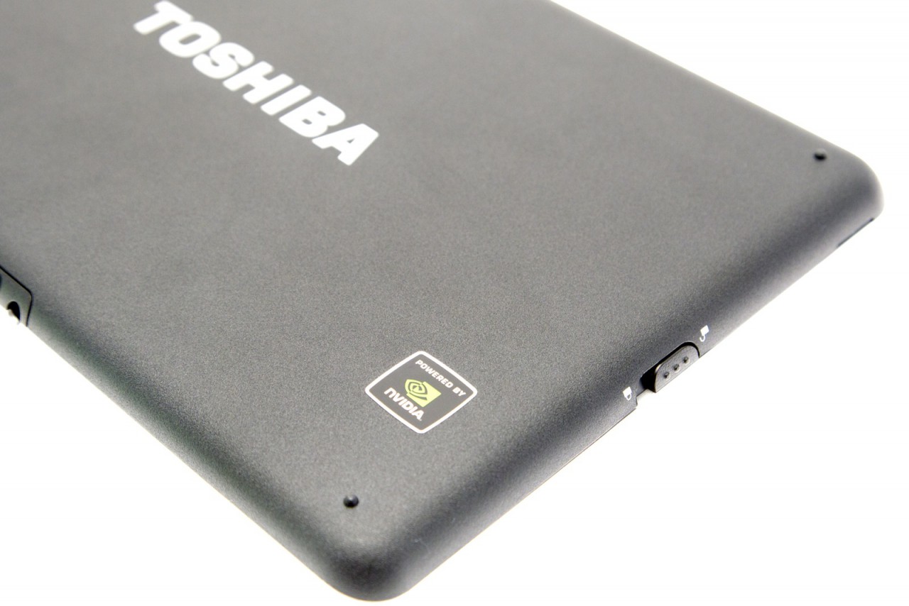 Abdeckungsverriegelung für den Deckel. Der Akku kann getauscht werden.