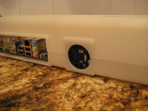 Commodore 64 als PC - nicht nur der Prototyp wird aktiv gek&uuml;hlt werden. (Bild: Commodore USA)