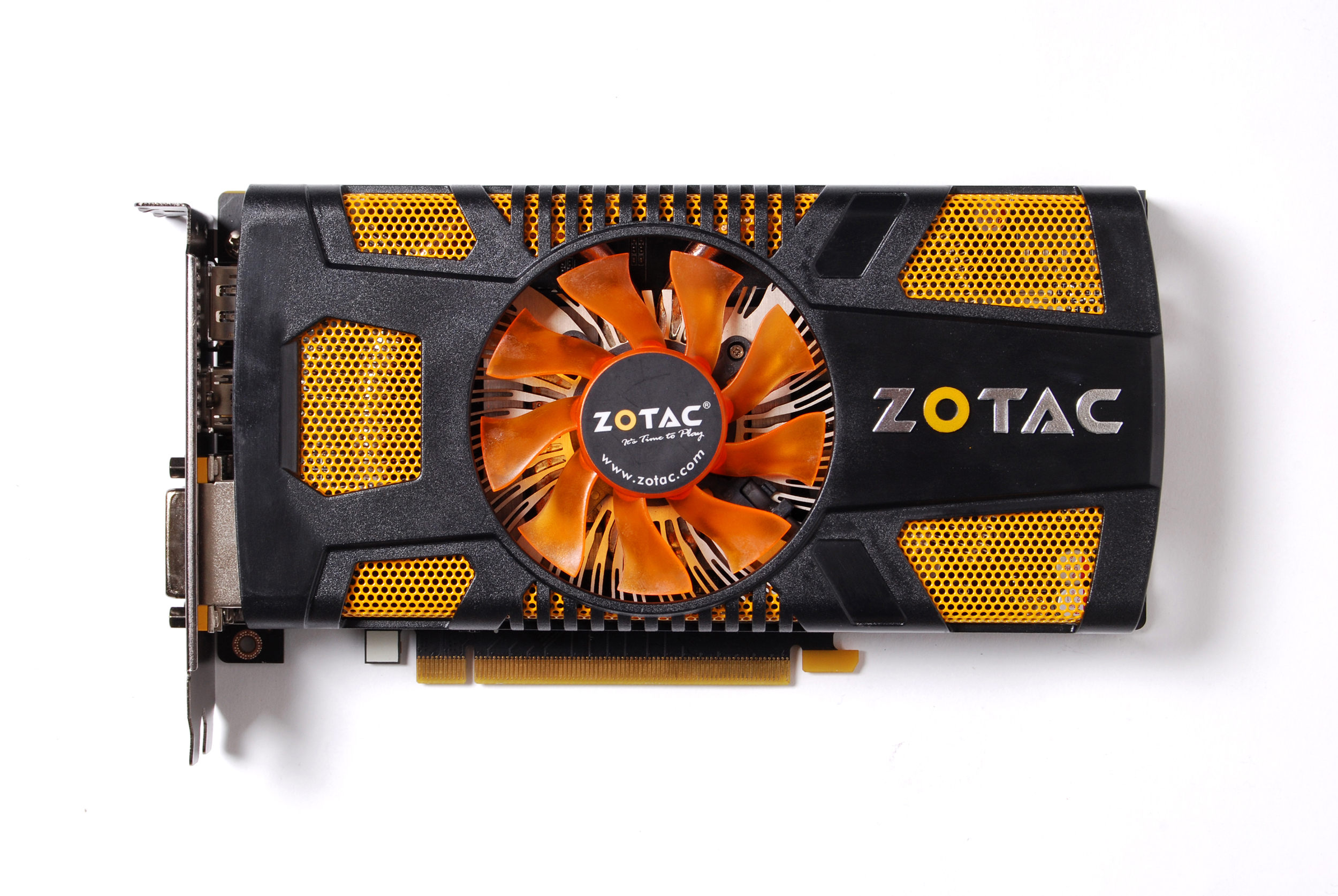 GTX 560 Ti im Referenzdesign
