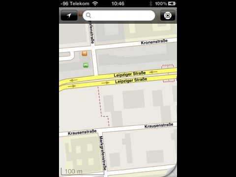 Etwas n&auml;her an die Stra&szlig;e herangezoomt zeigt sich, warum die Namen doppelt sind.