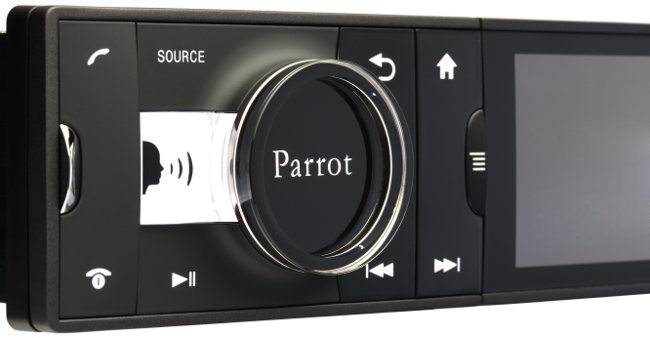 Parrot Asteroid - Computer mit Android fürs Auto