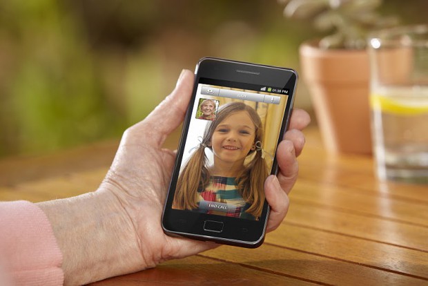 Samsung Galaxy S2 - Videotelefonie in Aktion (Bild: Samsung)