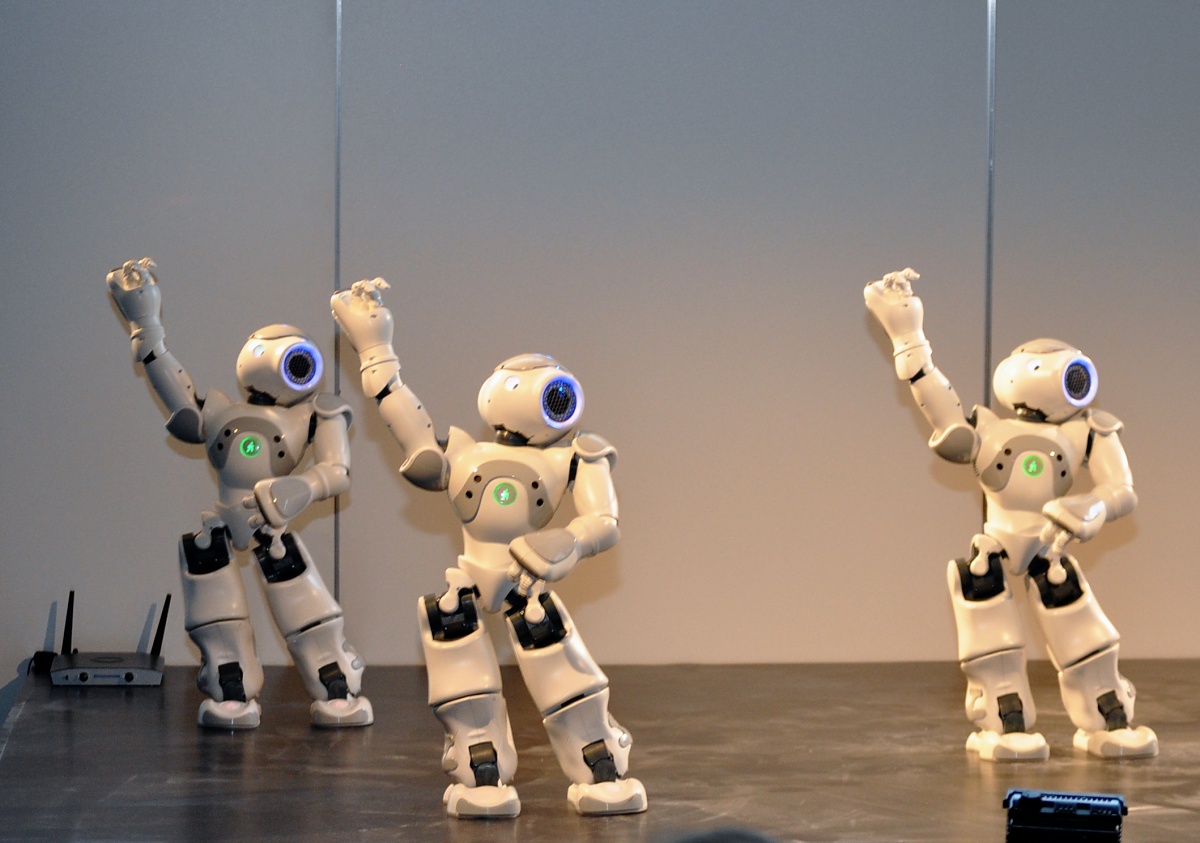 Freudentanz der Nao-Roboter