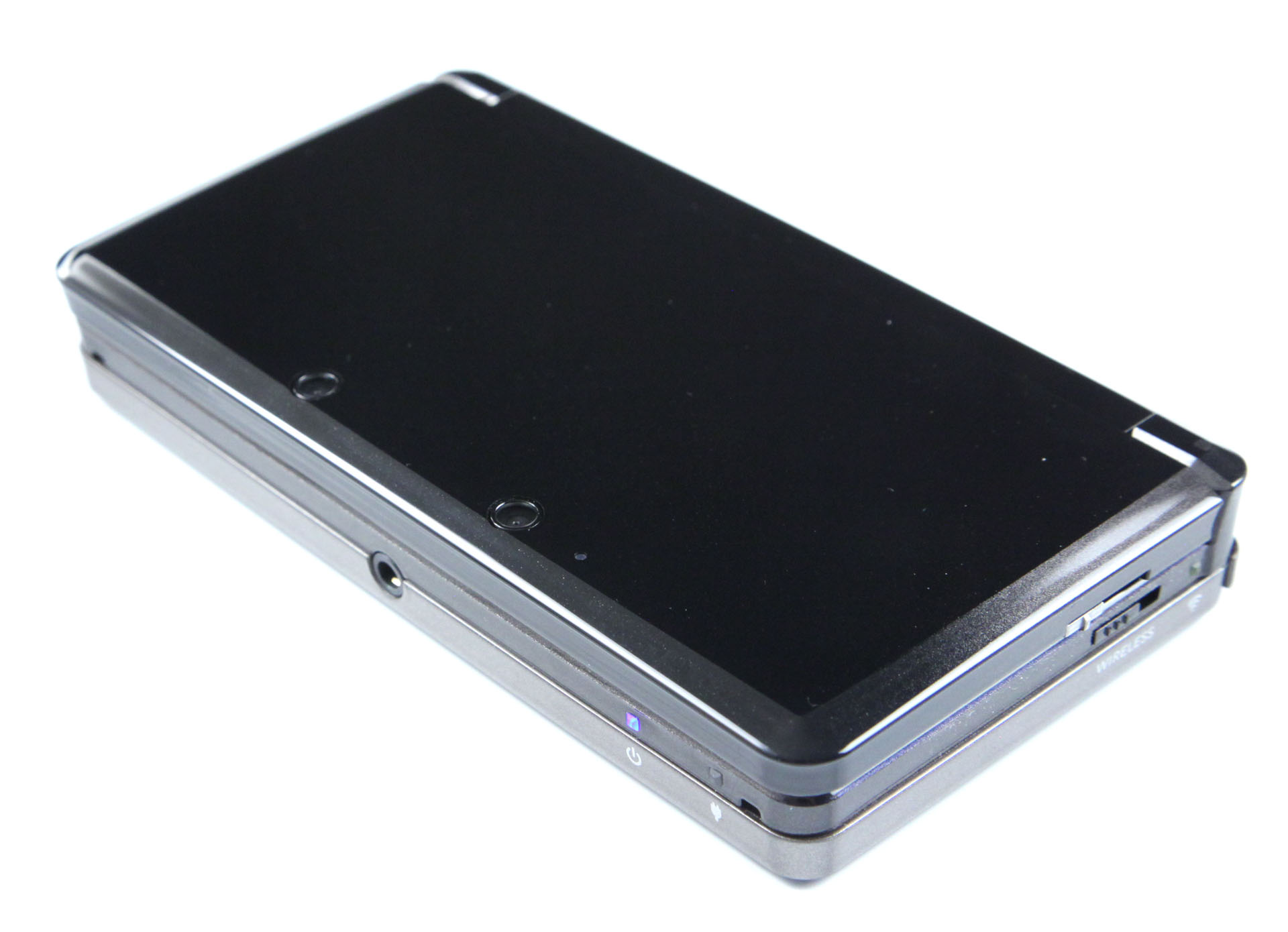 Zwei Kameralinsen ermöglichen die Aufnahme von dreidimensionalen Fotos. (Foto: mw)