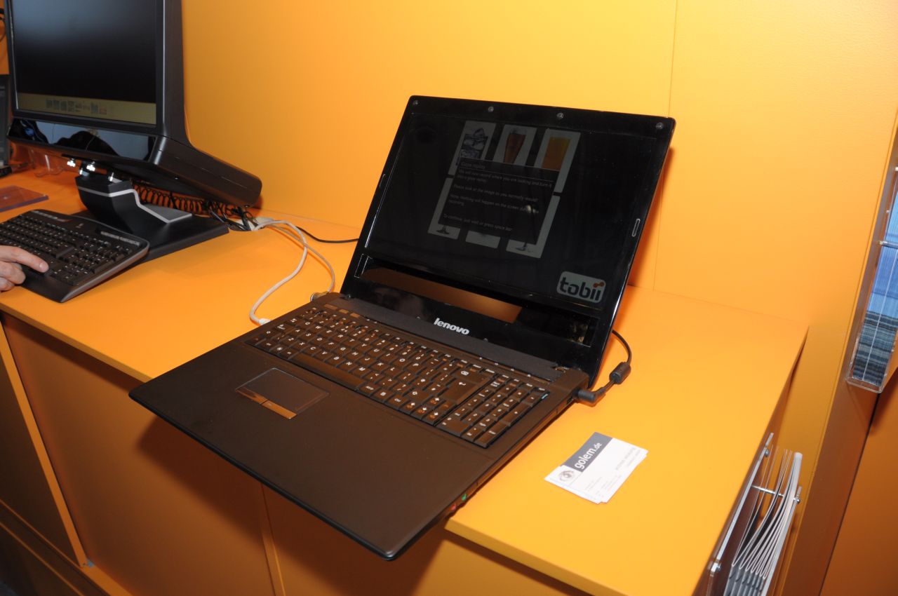 Lenovo-Prototyp mit integriertem Eyetrackingsystem von Tobii (Foto: as)