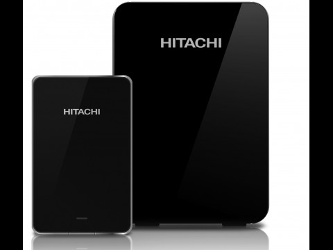 Hitachi Touro Mobile Pro Portable (links) und Touro Desk Pro External Drive