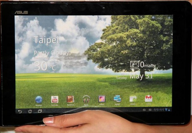 Padfone mit Android 3.0 (Bild: Johannes Knapp)