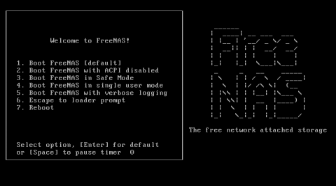 Das Bootmenü von FreeNAS 8.0