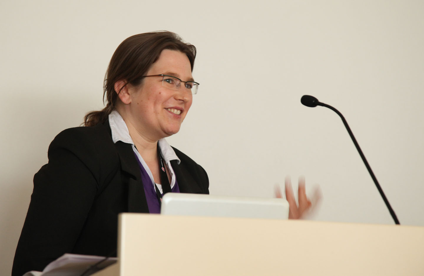 Petra Fröhlich (PC Games) leitete das Panel "Konsolen in der Krise" (Foto: mw)