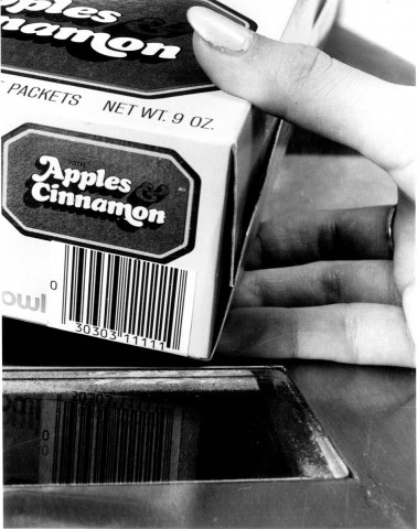 Barcodes eroberten ab 1973 die Supermärkte, erfunden von IBM.