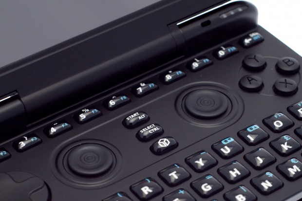 Die Steuerung des Cursors mit den analogen Nubs erfordert einiges an Übung.