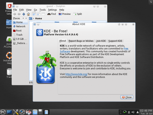Als Oberfläche kann KDE 4.6.4 genutzt werden.