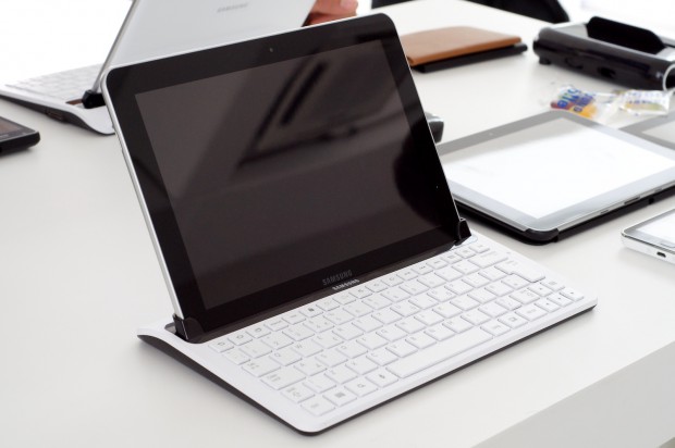 10-Zoll-Variante im Tastaturdock