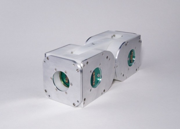 ... oder sich mit Hilfe der rotierenden Platten an den Stirnseiten fortbewegen. (Foto: Barobo)