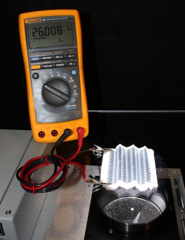 Die Solarzlle kann gefaltet werden. (Foto: Gleason Lab)