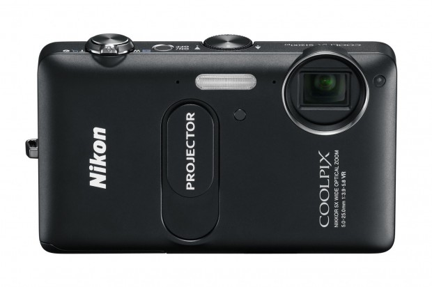 Nikon Coolpix S1200pj (Bild: Nikon)