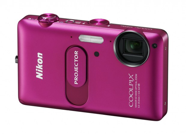Nikon Coolpix S1200pj (Bild: Nikon)