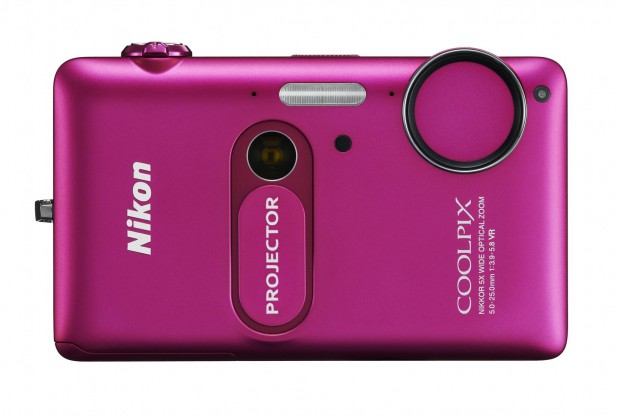 Nikon Coolpix S1200pj (Bild: Nikon)