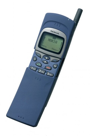 Nokia 8110 aus dem Jahre 1996