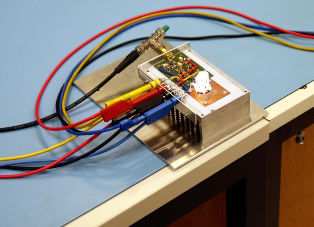 Ostar-LED überträgt Daten mit sichtbarem Licht und erreicht dabei bis zu 500 MBit/s. (Januar 2010)